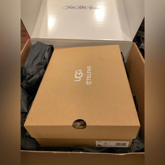 🆕UGG X TELFAR LIMITED EDITION CHESTNUT BROWN MINI TELFAR LOGO CLASSIC SHORT - Picture 5 of 14